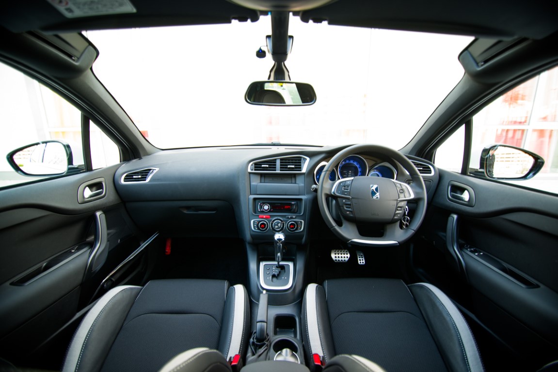 Citroen DS4 2.0 HDi 160 (Automatic)